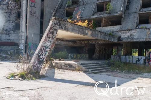 Balkan roadtrip dag 5: Verlaten Hotel Igman bij Sarajevo (2026), Hotel Igman, Hotel Igman, Igmanski Put, Urbex
