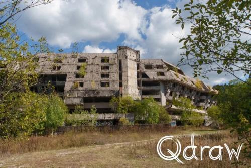 Balkan roadtrip dag 5: Verlaten Hotel Igman bij Sarajevo (2026), Hotel Igman, Hotel Igman, Igmanski Put, Urbex