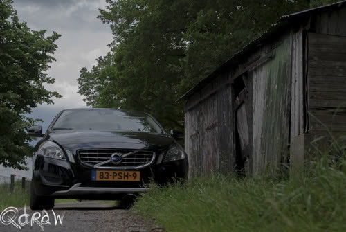 IJskas, Volvo V60 T9 zwart, 2011, 83-PSH-9, Kunst- Cultuurroute Salland, Kunst|fietsroute, van hier kunst tot ginder