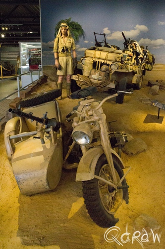 Oorlogsmuseum Overloon (2015) ; Liberty Park, overloon, willys jeep, motor | foto 5