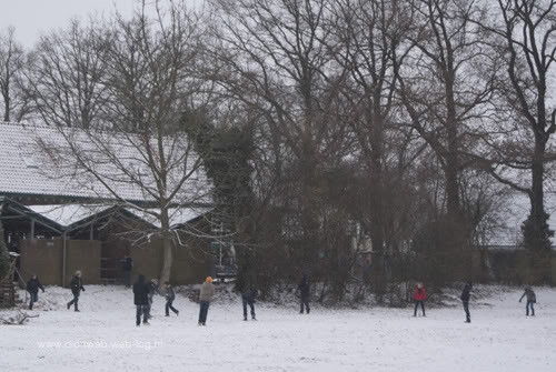Sneeuw zorgt voor plezier en chagrijn