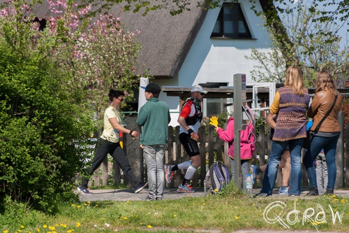 Vakantie Blankenhagen (Duitsland) mei 2014 mensen, zijkant, marathon, wandelen, nordic walking, rennen | foto 1