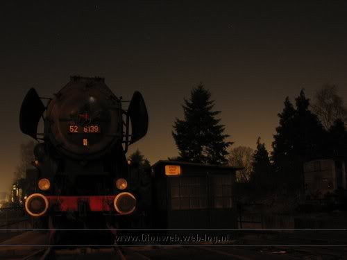 Vliegende kaarsen en stoomtreinen in Lieren