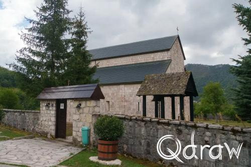 Balkan roadtrip dag 2: Pivameer (Montenegro) (2026), Pivski manastir, Klooster van Piva, Pivski manastir