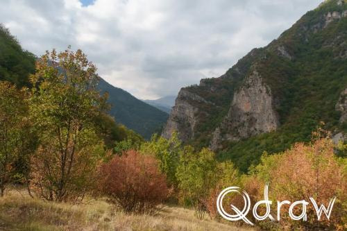 Balkan roadtrip dag 2: Pivameer (Montenegro) (2026), Boričje, Boricje, bergen, vallei