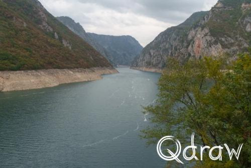 Balkan roadtrip dag 2: Pivameer (Montenegro) (2026), M3, M3, Pluzine, bergen