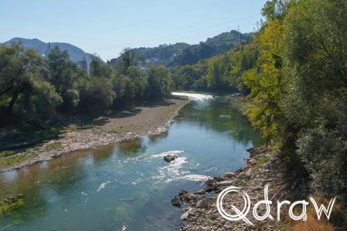 Balkan roadtrip dag 6: van Sarajevo naar Mostar (2026), Neretva M-17, brug, rivier, Neretva, M-17, roadtrip