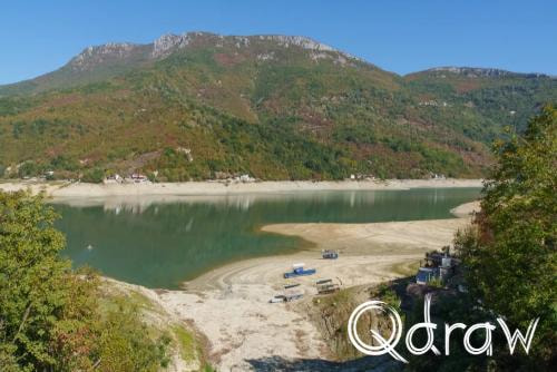 Balkan roadtrip dag 6: van Sarajevo naar Mostar (2026), Donje Paprasko, Donje Paprasko, meer, roadtrip