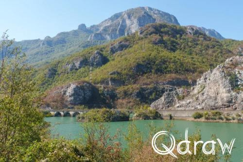 Balkan roadtrip dag 6: van Sarajevo naar Mostar (2026), M-17, M-17, weg, bergen, roadtrip